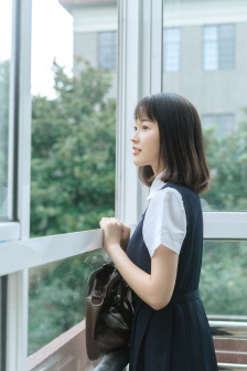教室的